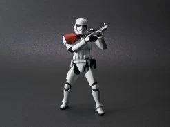 Bandai 1/12 FIRST ORDER STORMTROOPER (THE RISE OF SKYWALKER VER.) -Model handmade 1 12 first order stormtrooper the rise of skywalker ver 09