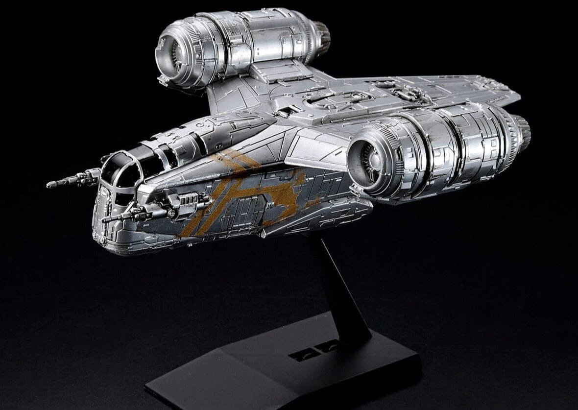 Bandai The Mandalorian Razor Crest (Silver Coating Ver.) Model Kit 1 Bandai The Mandalorian Razor Crest (Silver Coating Ver.) Model Kit