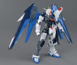 Bandai MG 1/100 Freedom Gundam (Ver 2.0) -Model handmade 4cc5a5b2 558f 4771 ab75 1f07f4d3a915