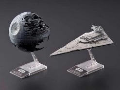 Death Star II 1/2,700,000 & Star Destroyer 1/14,500 "Star Wars", Bandai Star Wars Plastic Model