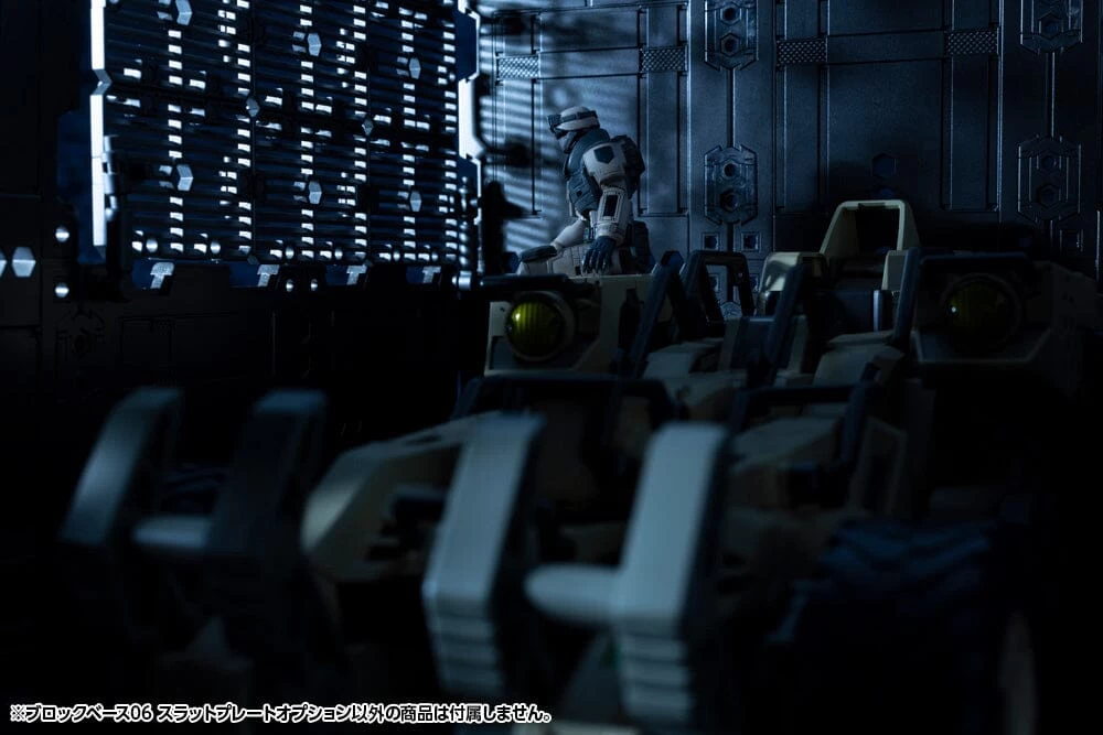 Hexa Gear Block Base 06 Slat Plate Model Kit 7 Hexa Gear Block Base 06 Slat Plate Model Kit - Image 7