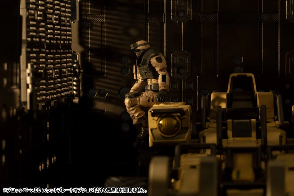 Hexa Gear Block Base 06 Slat Plate Model Kit 9 Hexa Gear Block Base 06 Slat Plate Model Kit - Image 9