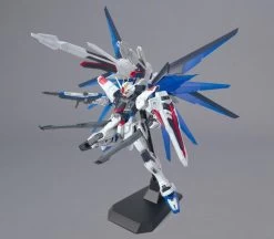 Bandai MG 1/100 Freedom Gundam (Ver 2.0) -Model handmade e4f04839 6822 4f9e 9f4e 9ccb0478438e